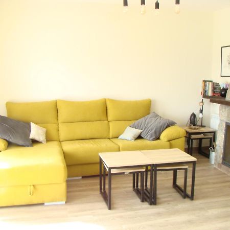 Chalet Con Piscina Y Bbq Para 10 Personas ซาน มาร์่ติน เด วาลเดเกลเซียส ภายนอก รูปภาพ