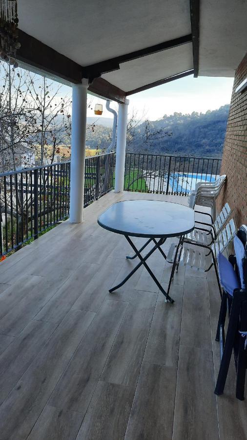 Chalet Con Piscina Y Bbq Para 10 Personas ซาน มาร์่ติน เด วาลเดเกลเซียส ภายนอก รูปภาพ